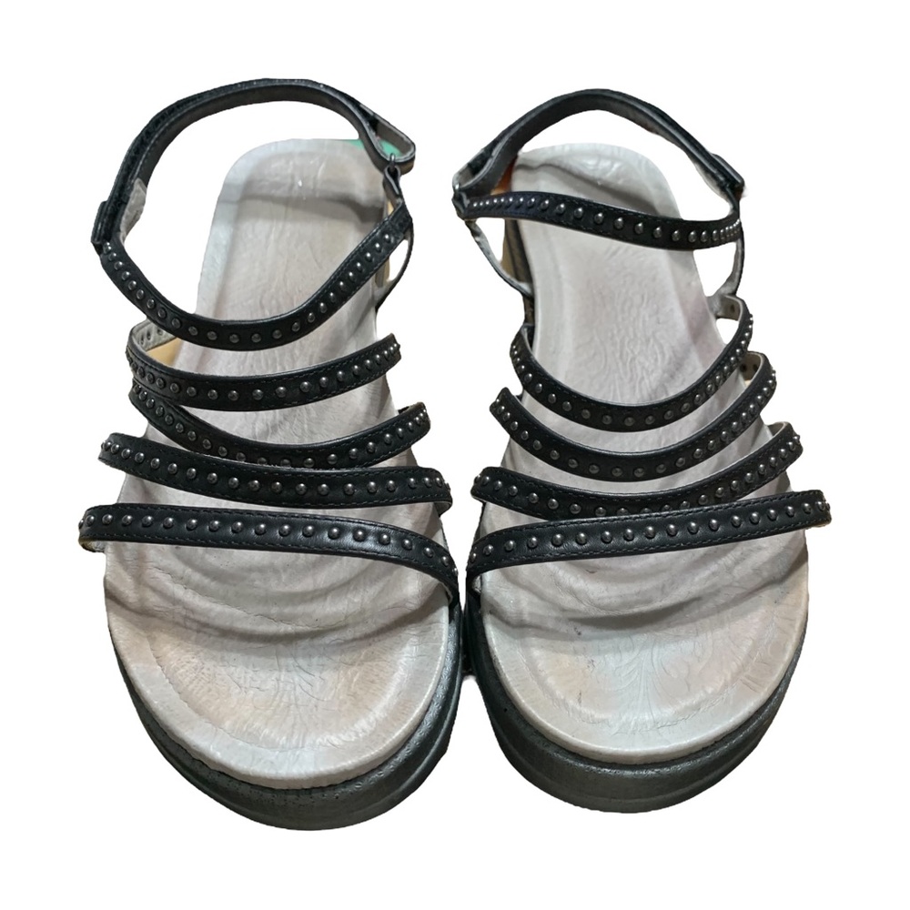 Jambu Black Strappy Sandals